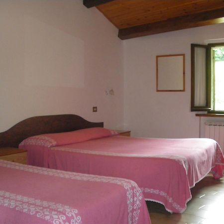 Agriturismo Orsaiola Urbania Exterior foto